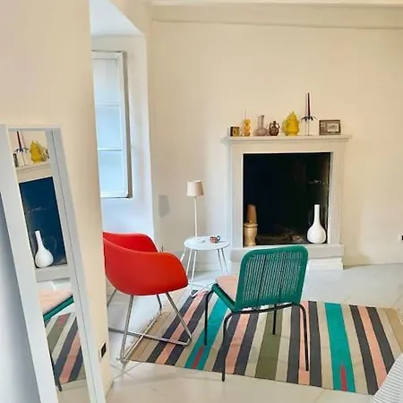 Casa Curie 17 In Borgo Storico