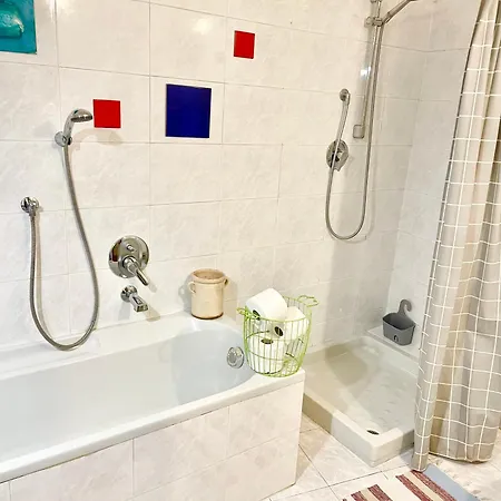 Casa Curie 17 In Borgo Storico Moltrasio