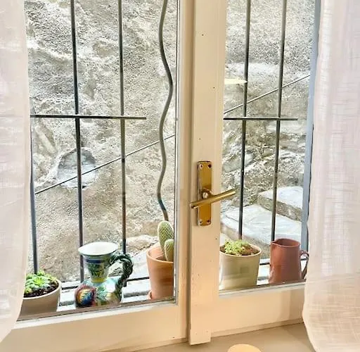Casa Curie 17 In Borgo Storico *