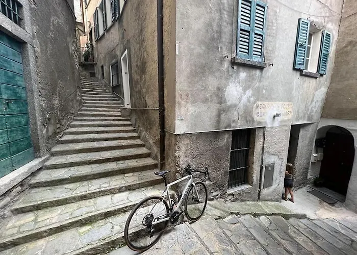 Casa vacanze Casa Curiè 17 In Borgo Storico Moltrasio