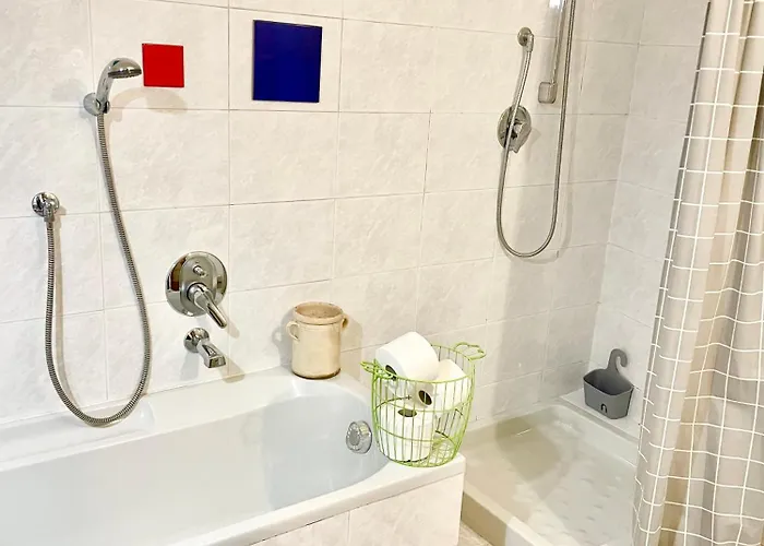 Casa Curiè 17 In Borgo Storico Moltrasio