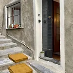 Casa Curie 17 In Borgo Storico 別荘 モルトラージオ
